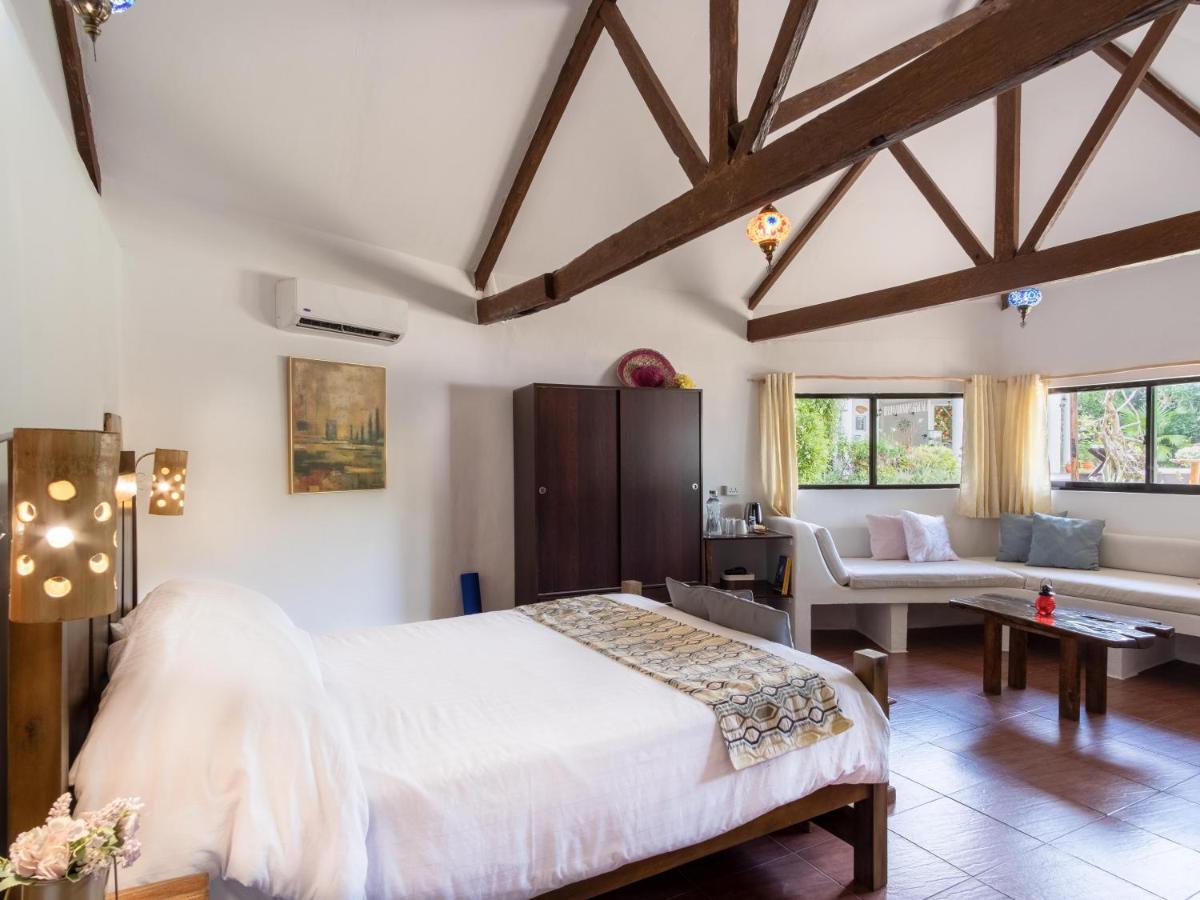 Granada Beach Resort - Adults Only Boljoon Exterior photo