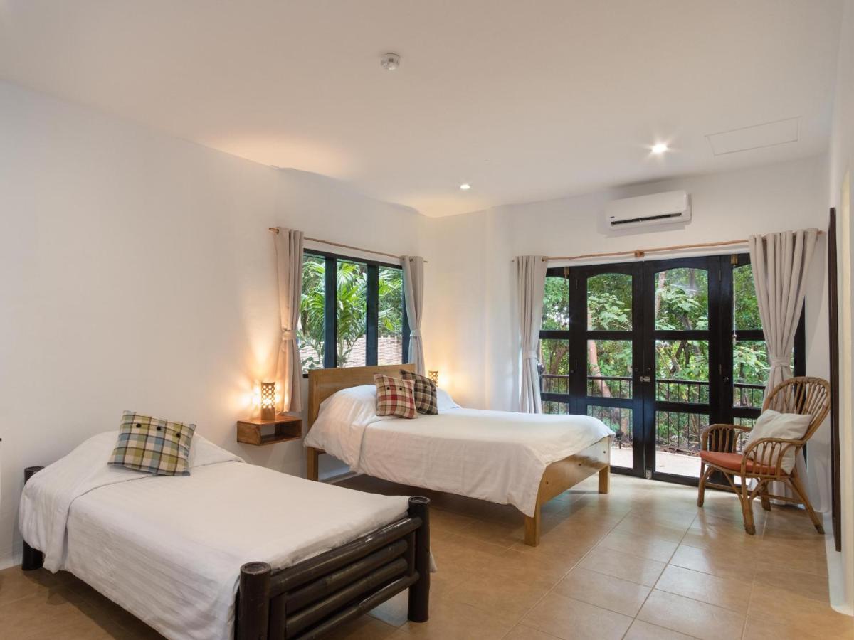 Granada Beach Resort - Adults Only Boljoon Exterior photo